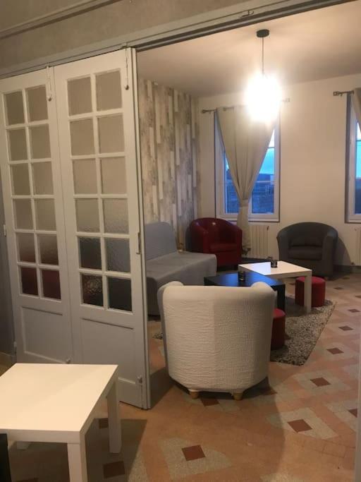 Gite Spacieux Et Chaleureux Sainte-Mère-Église Esterno foto